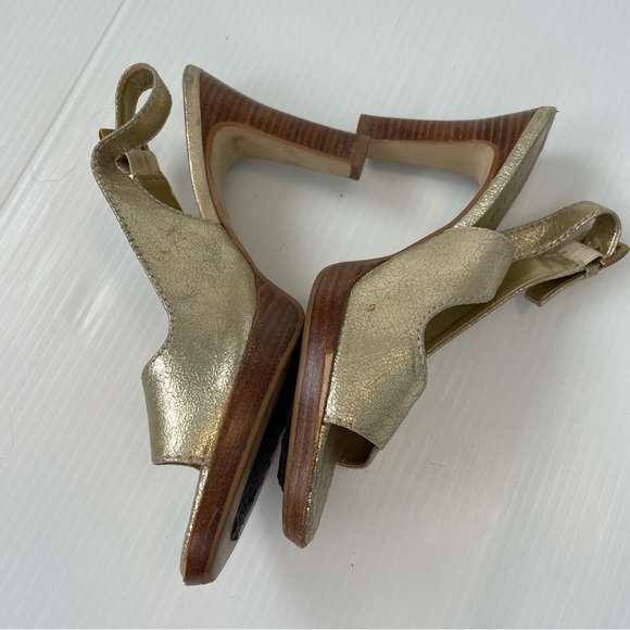 Franco Sarto Gold Leather Slingback Heels stacked heel - Picture 5 of 9